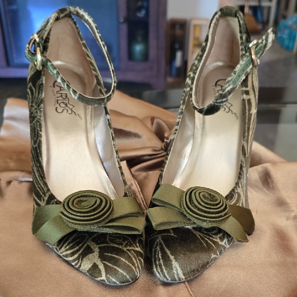 Carlos by Carlos Santana Green Satin Heels with Ankle Straps